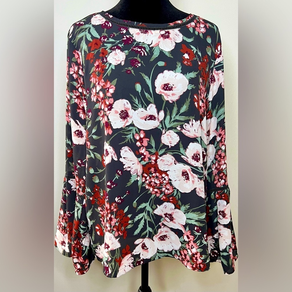 Loft black floral lightweight blouse  shirt bell sleeves keyhole closure medium